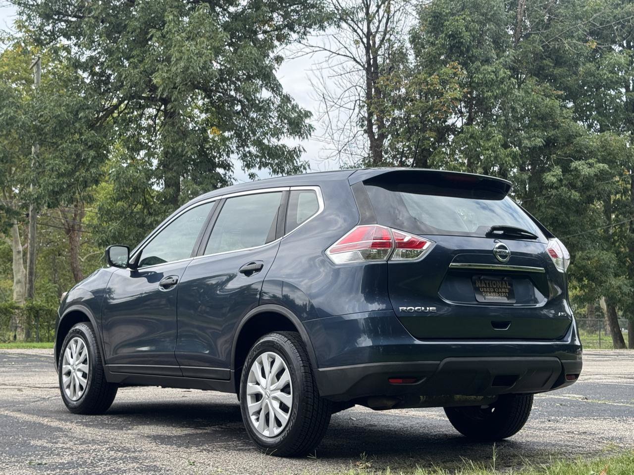 Used 2016 Nissan Rogue S AWD/4WD image 7