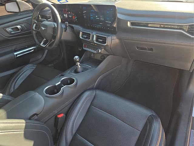 Used 2025 Ford Mustang GT Premium image 11