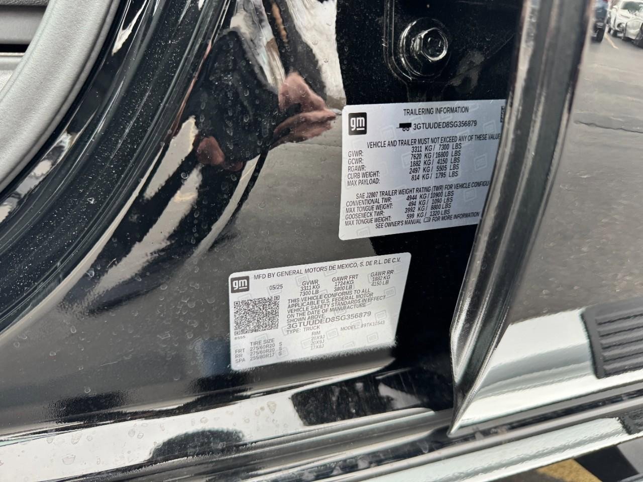 Used 2025 GMC Sierra 1500 SLT w/ SLT Premium Package image 27