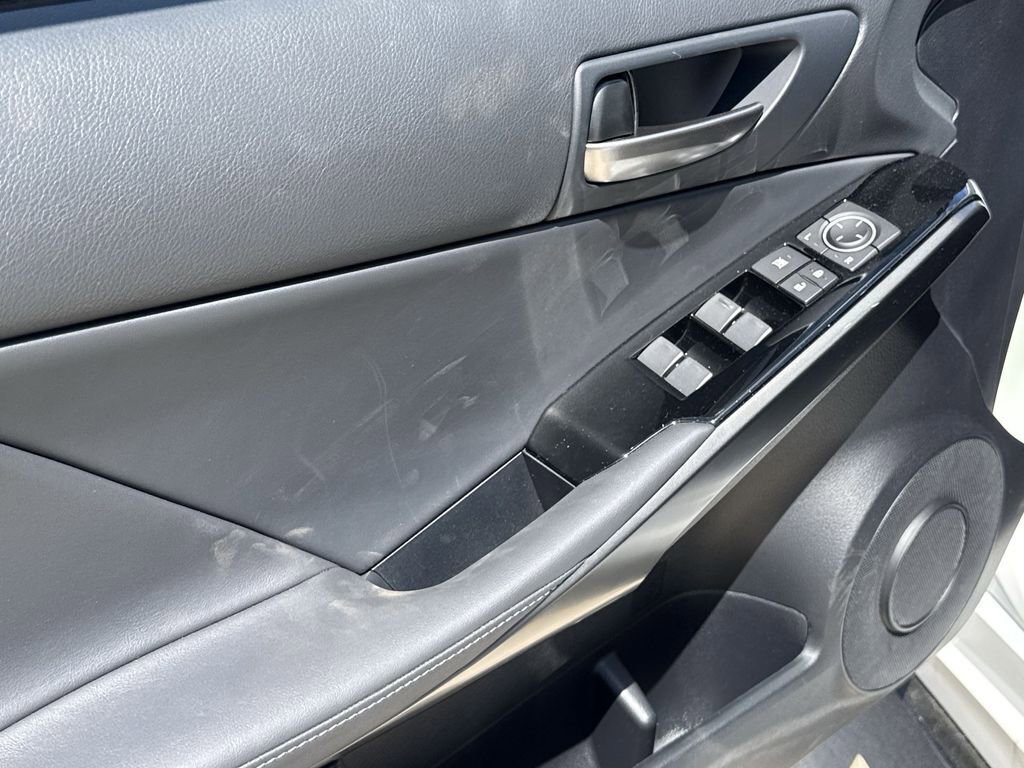 Used 2025 Lexus IS 350 F Sport image 29