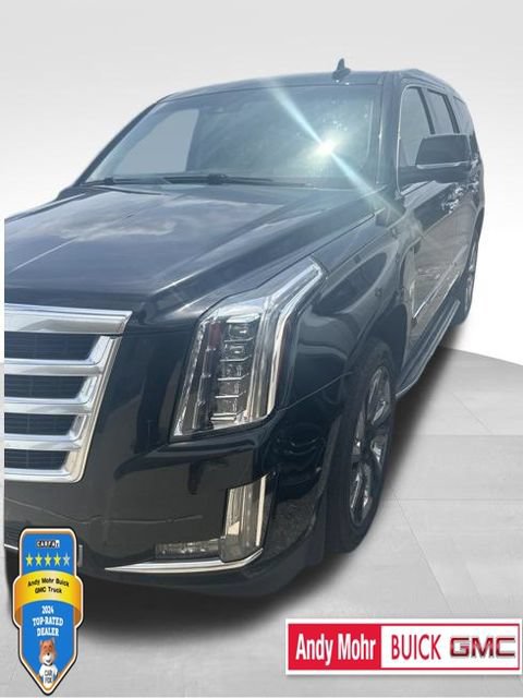 Used 2016 Cadillac Escalade Luxury AWD/4WD image 1