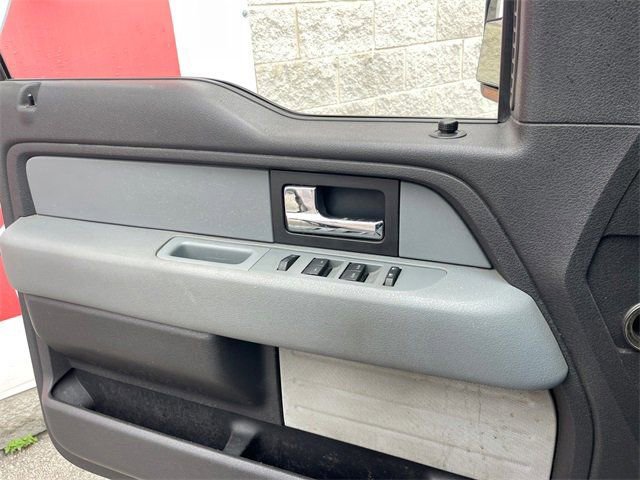 Used 2013 Ford F150 XLT w/ Luxury Equipment Group image 17