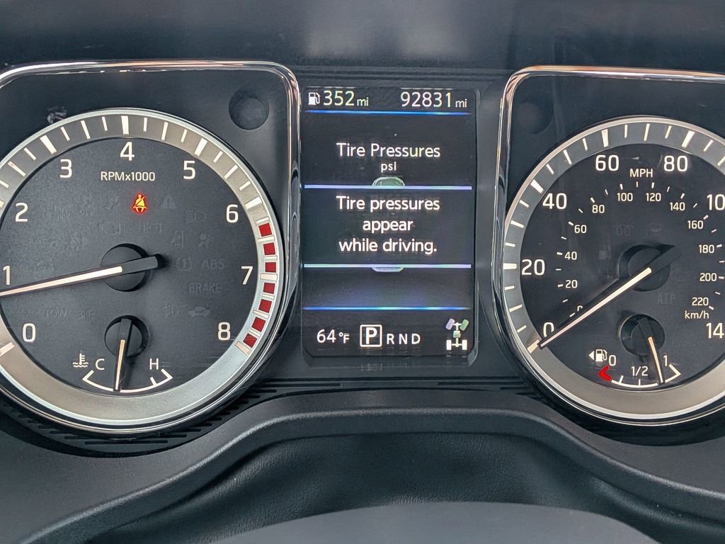 Used 2019 Nissan Titan S AWD/4WD image 12