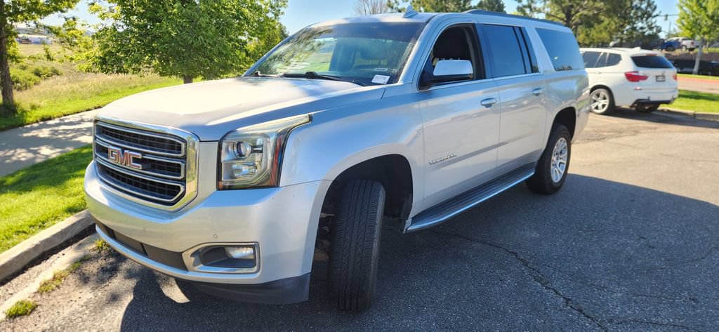 Used 2016 GMC Yukon XL SLE AWD/4WD image 2