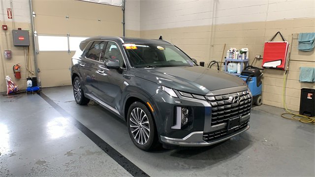 Used 2023 Hyundai Palisade Calligraphy