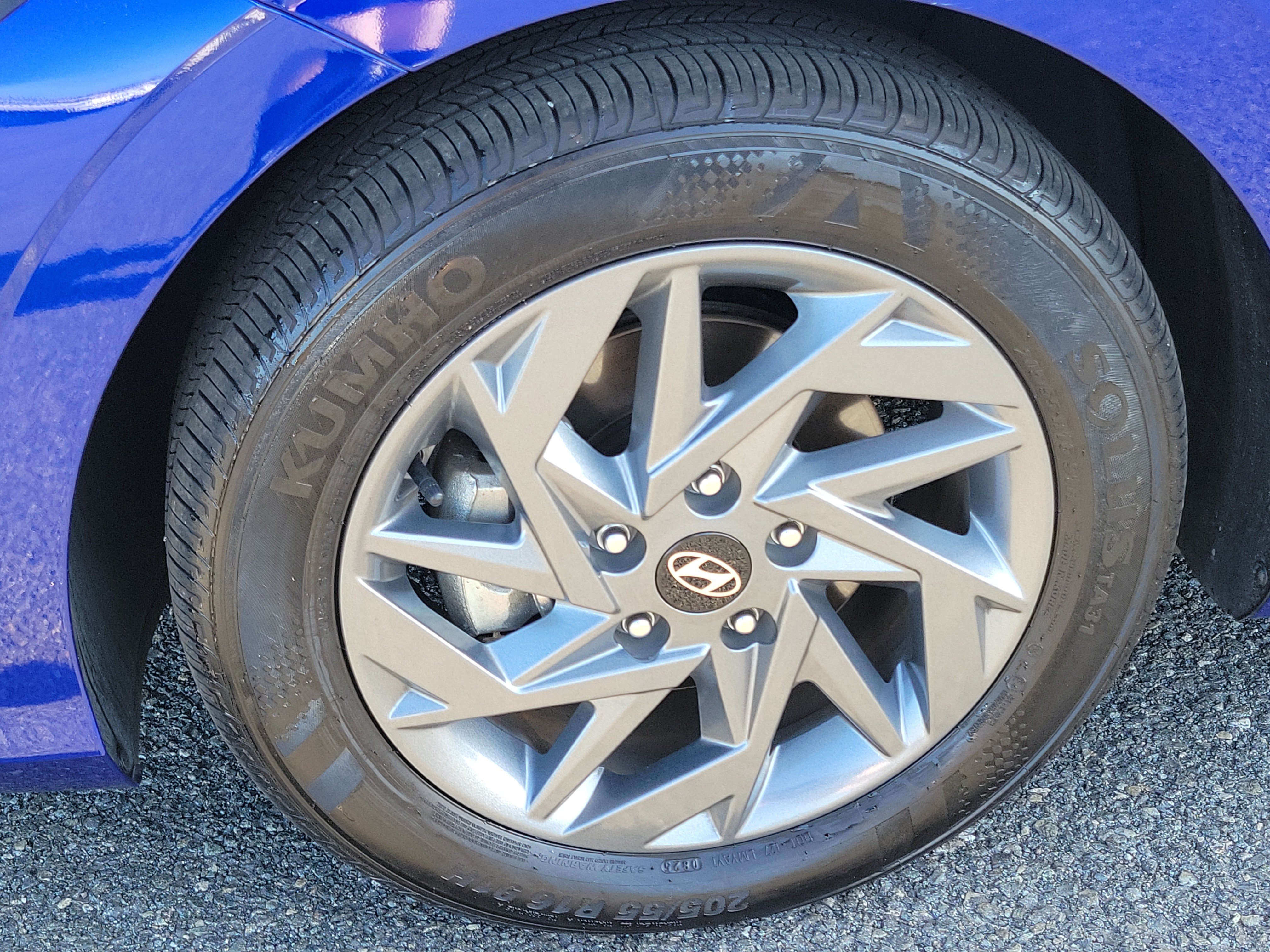 Certified 2025 Hyundai Elantra Hybrid FWD image 7