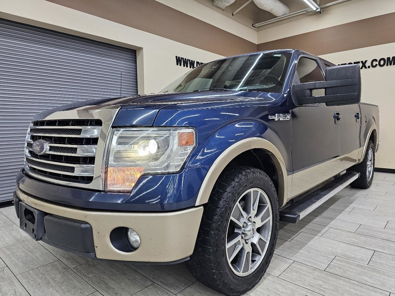 Used 2014 Ford F150 Lariat w/ Equipment Group 502A Luxury RWD image 2