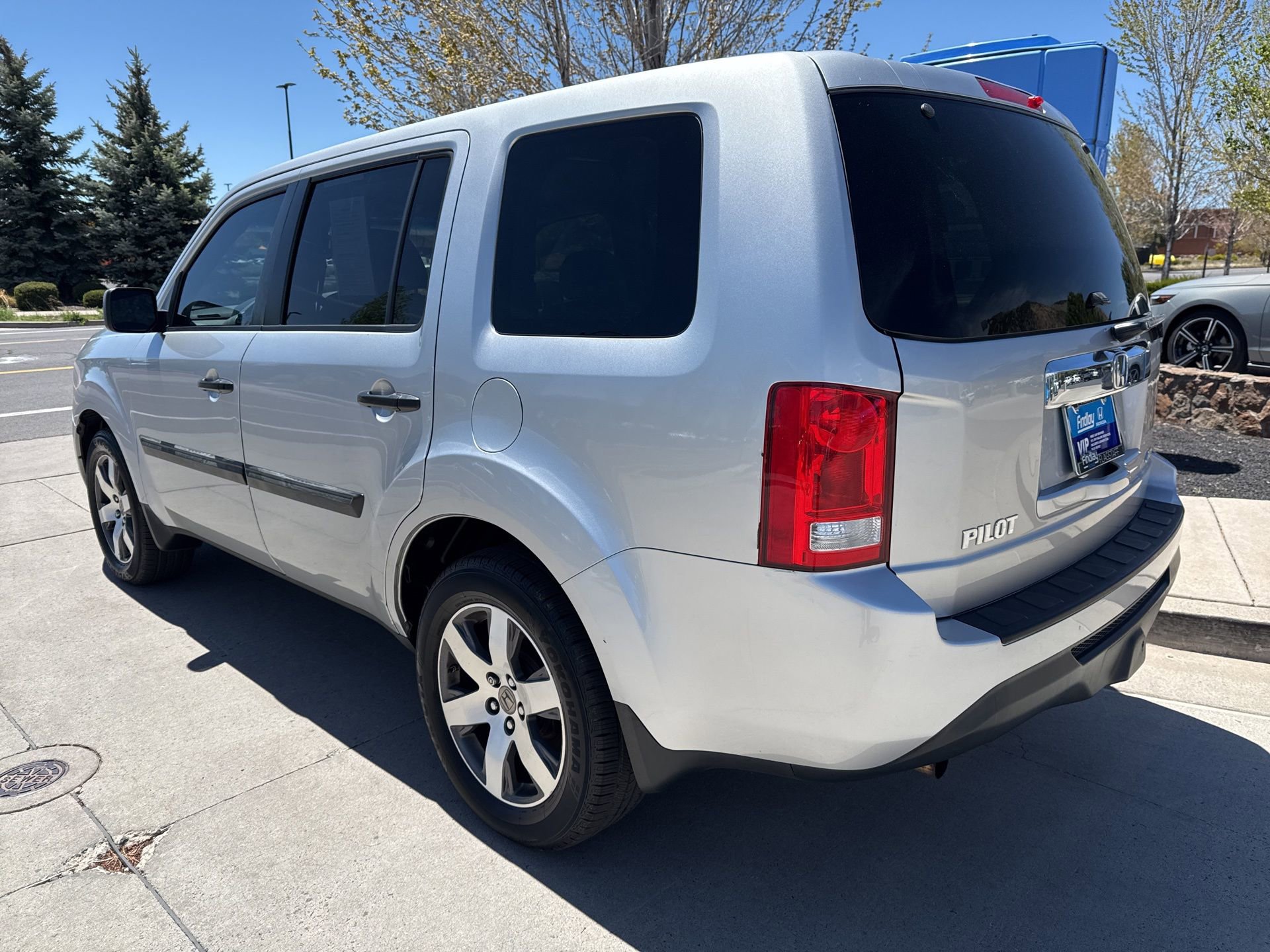 Used 2015 Honda Pilot LX image 9