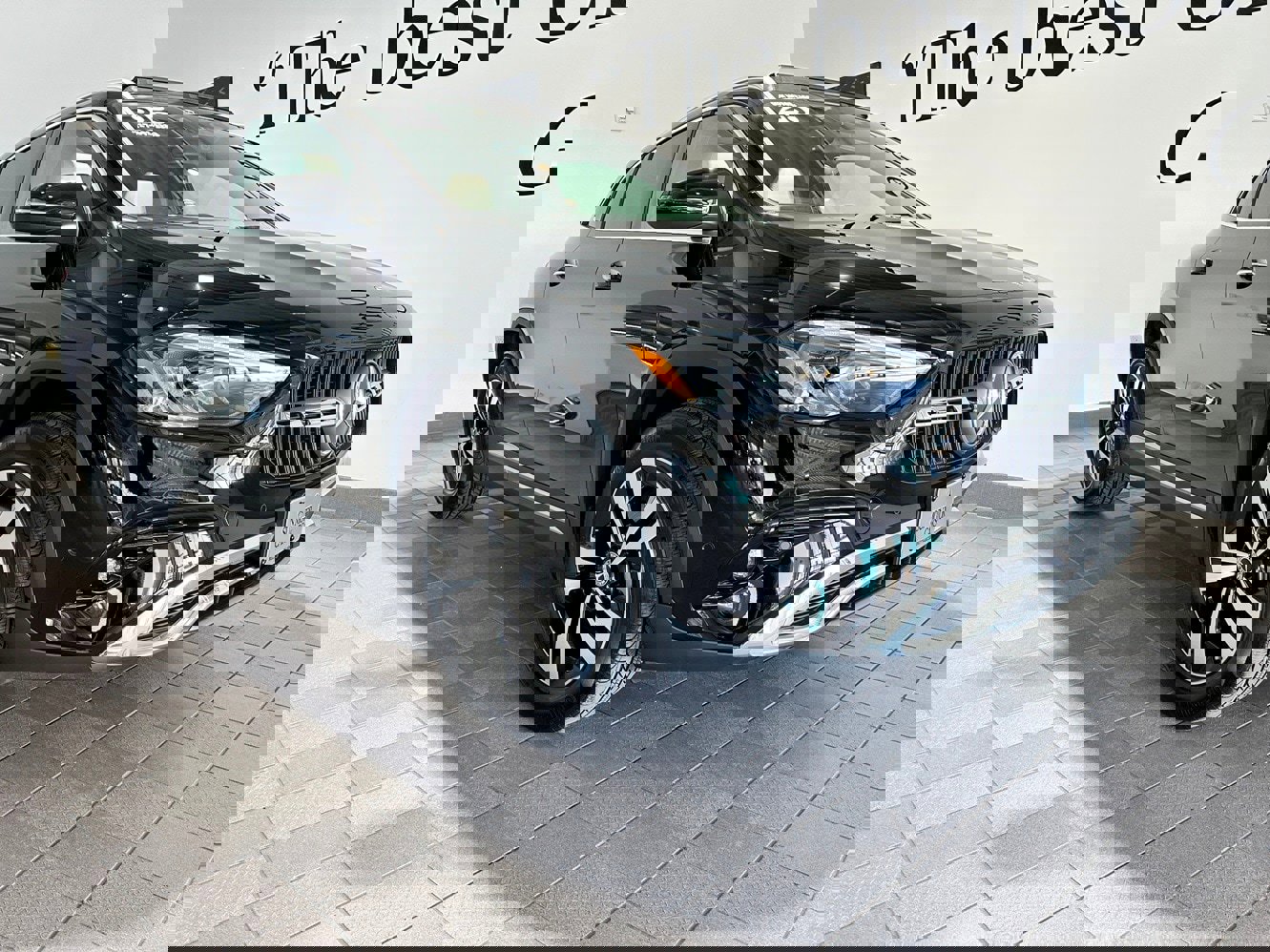 Certified 2025 Mercedes-Benz GLA 250 4MATIC w/ Exclusive Package image 1