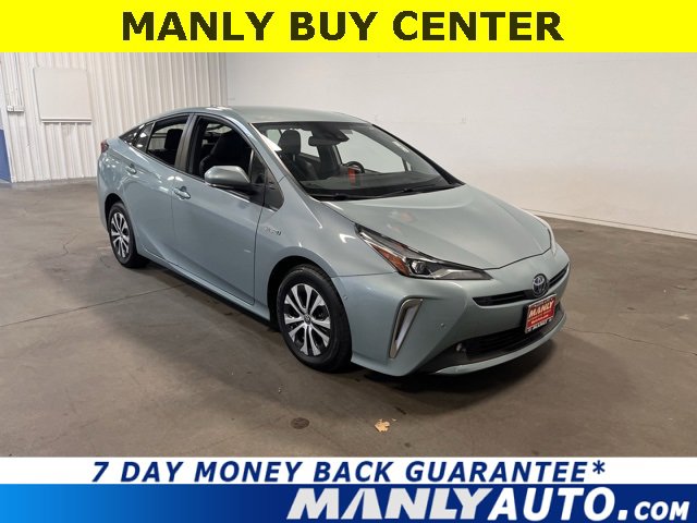 Used 2022 Toyota Prius XLE image 1
