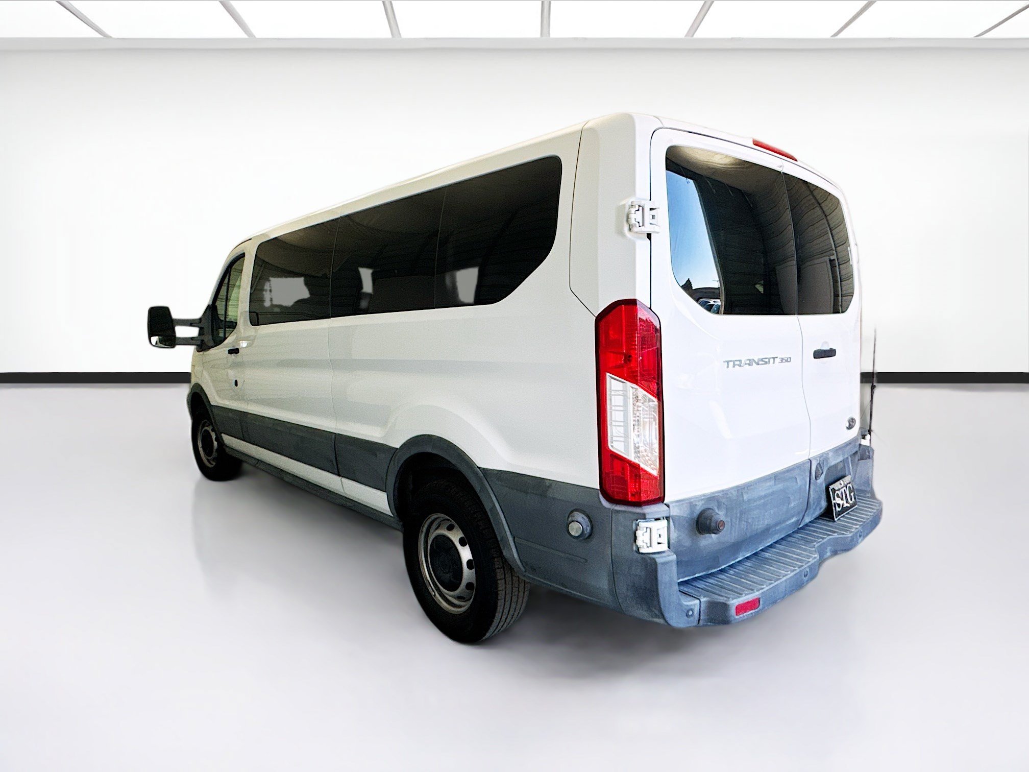 Used 2015 Ford Transit 350 XL RWD image 6