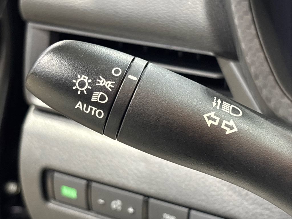 Used 2025 Nissan Sentra S image 24