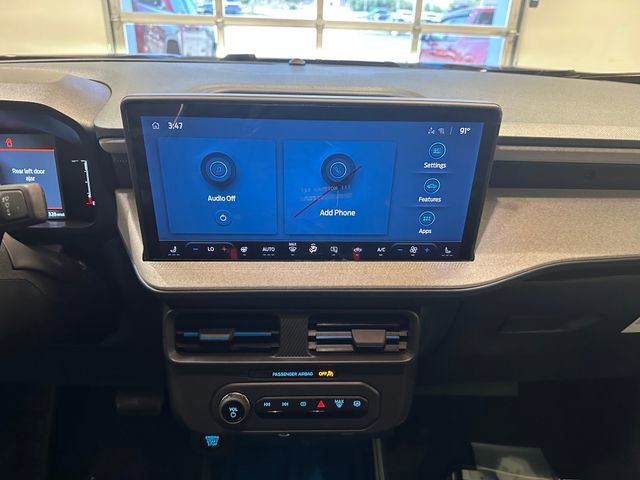 New 2026 Ford Maverick XLT w/ XLT Luxury Package FWD image 10