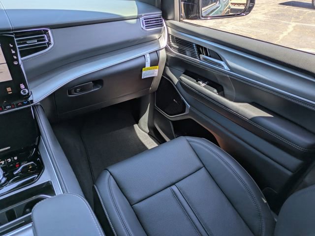 New 2026 Jeep Grand Wagoneer Limited image 19