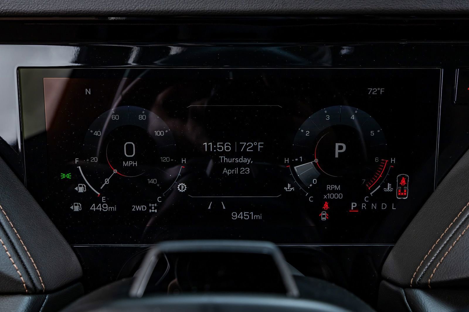 Used 2025 GMC Yukon XL AT4 w/ Premium Trailering Package AWD/4WD image 19
