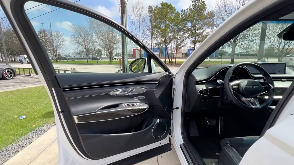 Used 2022 Genesis GV70 3.5T Sport w/ Sport Prestige Package image 35