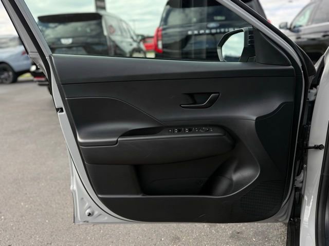 Used 2026 Hyundai Kona SEL Sport FWD image 11