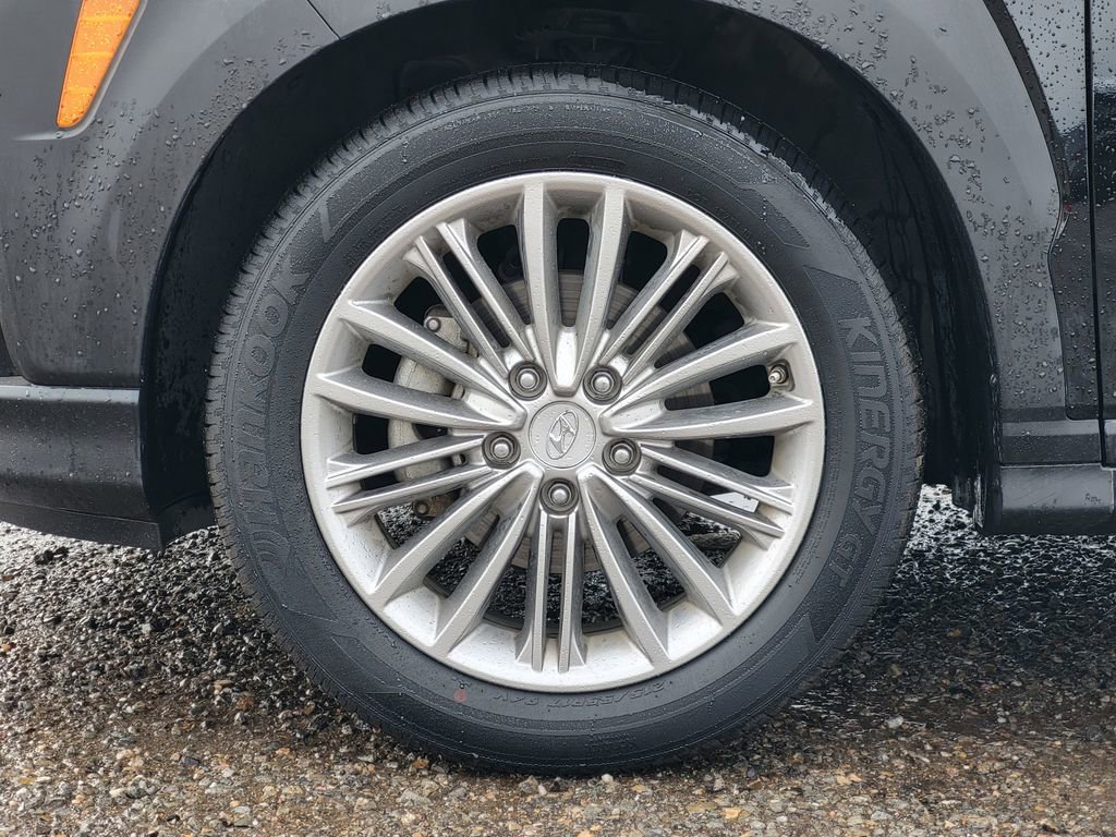 Used 2019 Hyundai Kona SEL image 10