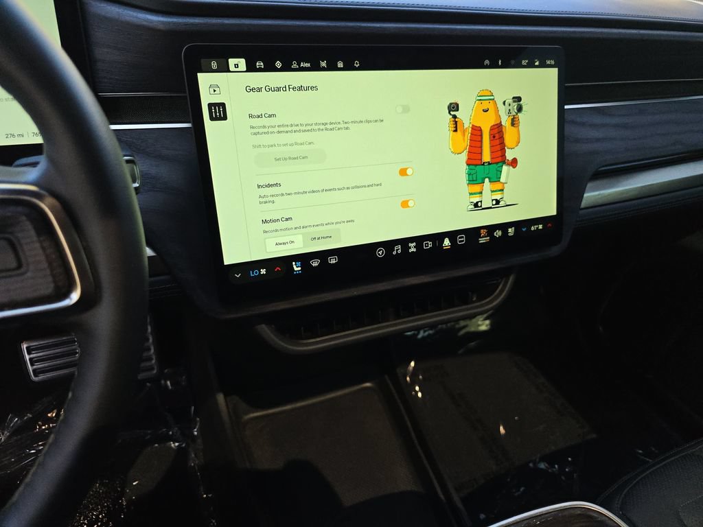 Used 2023 Rivian R1S Adventure Dual AWD/4WD image 27