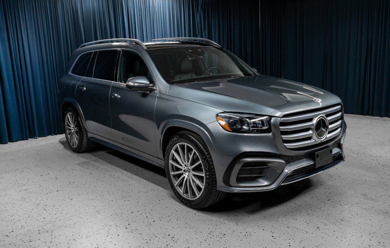 Certified 2025 Mercedes-Benz GLS 450 4MATIC image 3