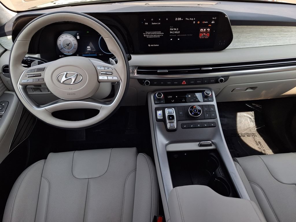 Certified 2025 Hyundai Palisade Calligraphy AWD/4WD image 16