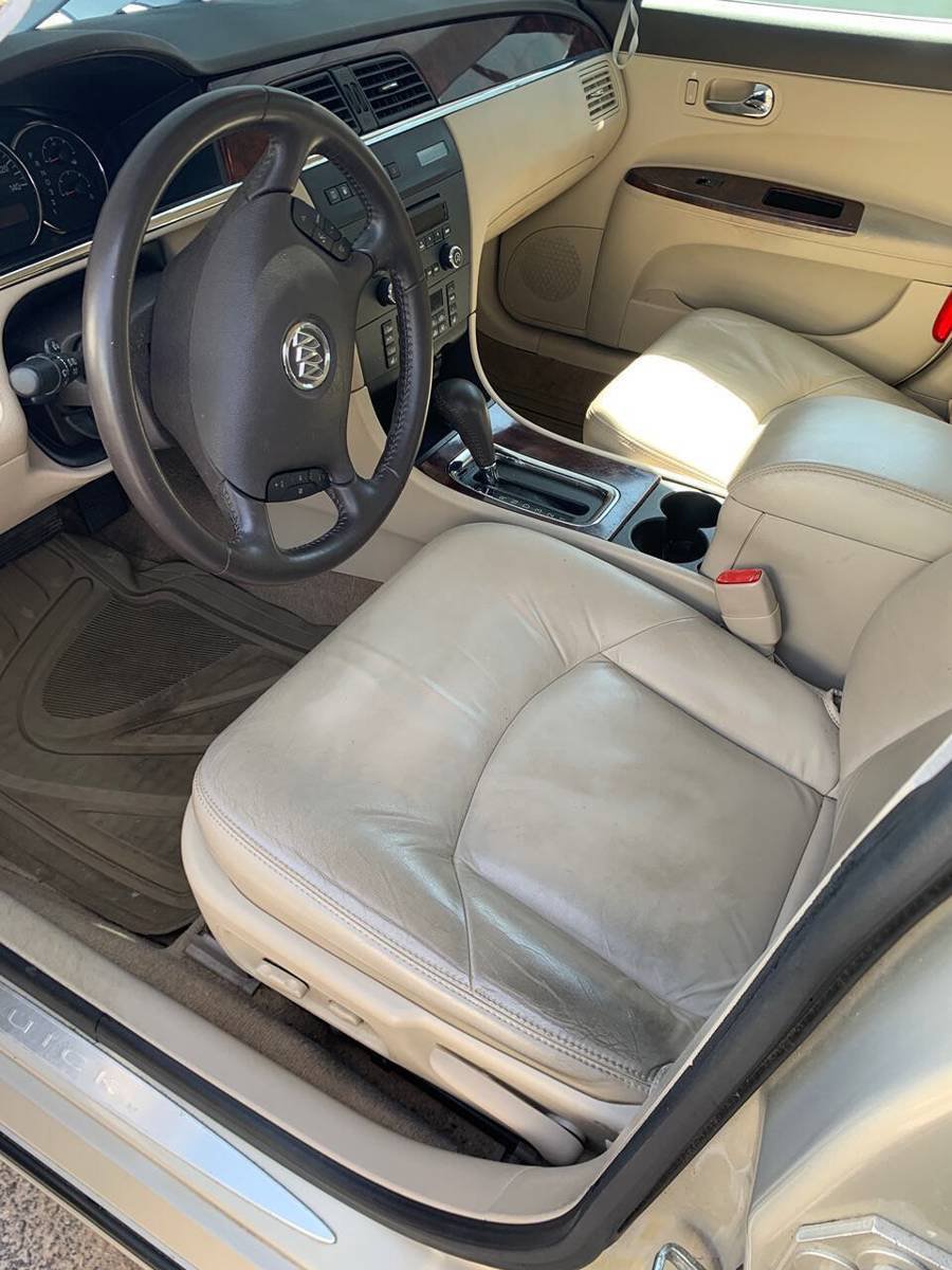 Used 2009 Buick LaCrosse CXL FWD image 9