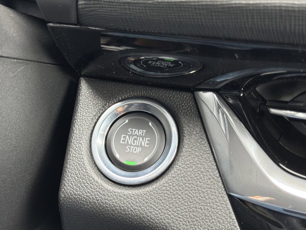 New 2026 Buick Envista Sport Touring w/ Convenience I Package FWD image 9