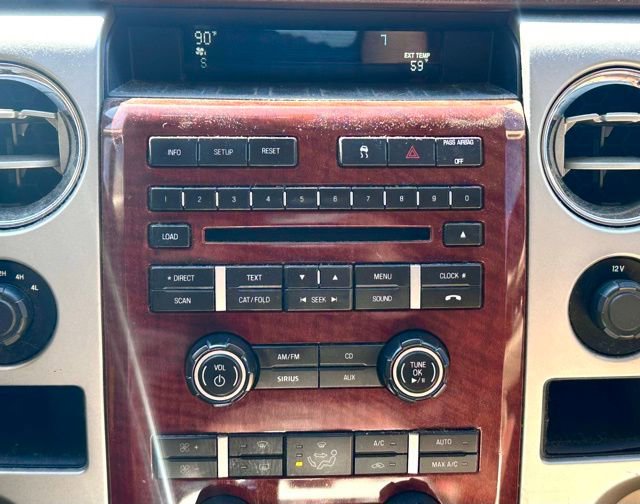 Used 2010 Ford F150 Lariat image 18