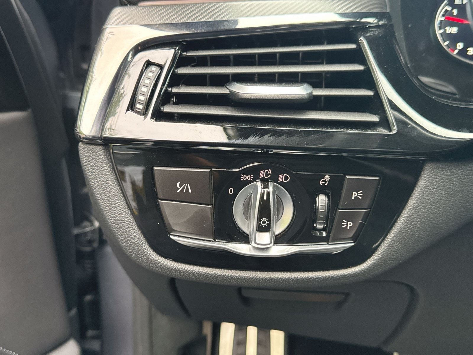 Used 2019 BMW M5 w/ Executive Package AWD/4WD image 21