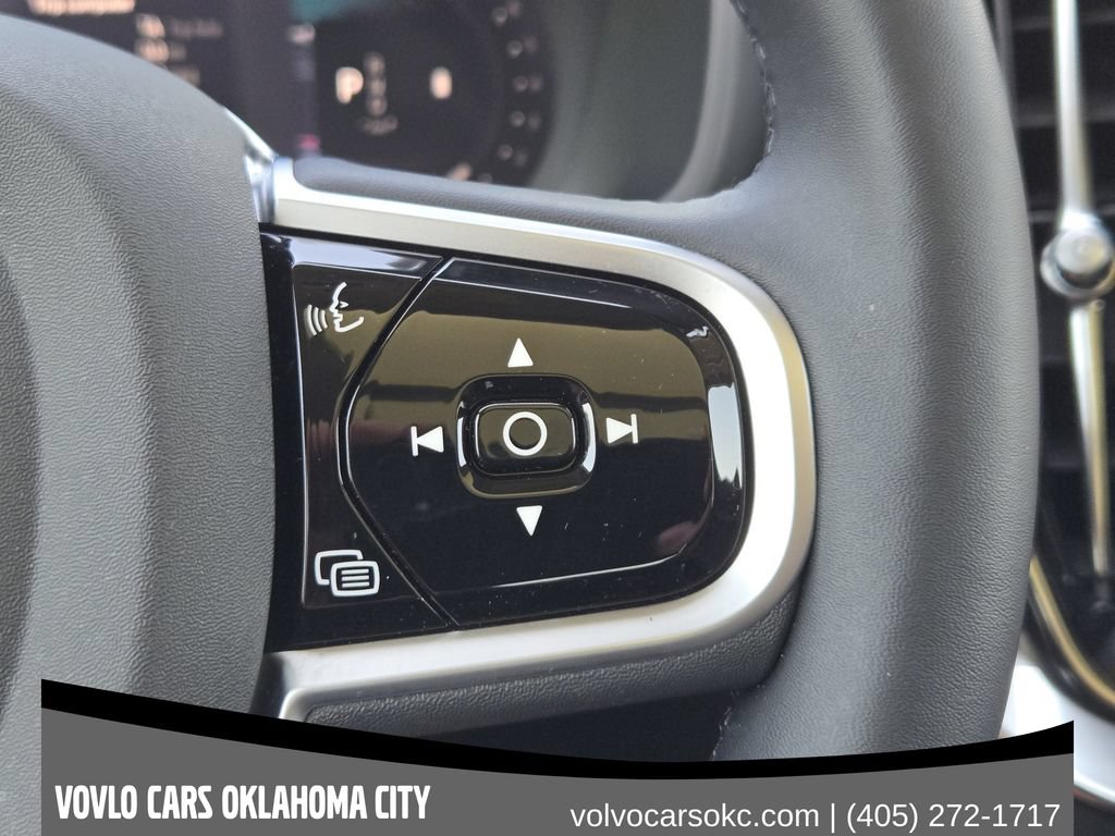 Used 2026 Volvo XC90 B6 Plus w/ Protection Package Premier AWD/4WD image 24