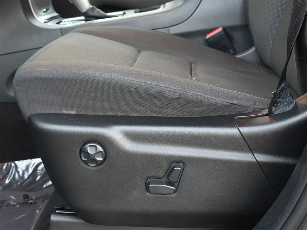 Used 2018 Jeep Grand Cherokee Laredo image 32