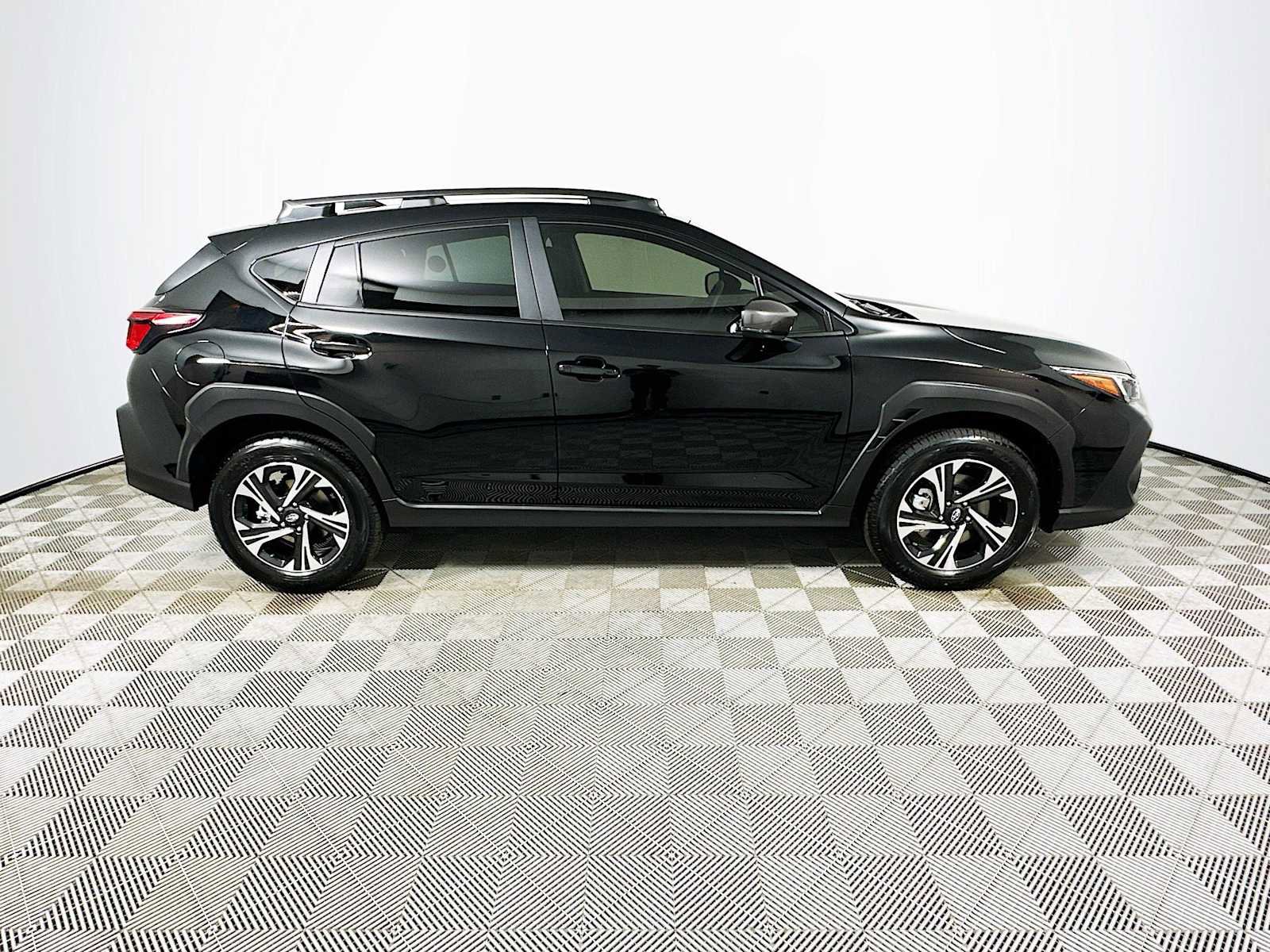 New 2025 Subaru Crosstrek 2.0i Premium image 8