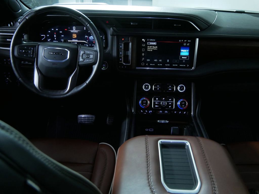 Used 2024 GMC Yukon Denali Ultimate AWD/4WD image 22