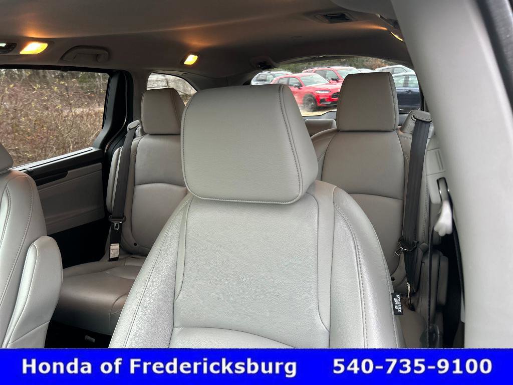 Certified 2019 Honda Odyssey EX-L image 17