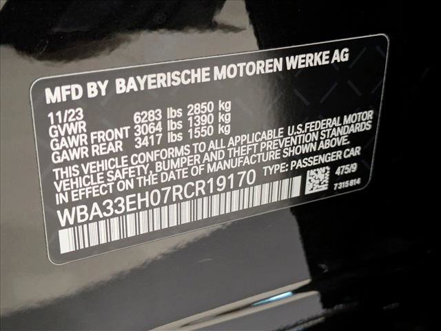 Used 2024 BMW 740i xDrive w/ Premium Package 2 image 26