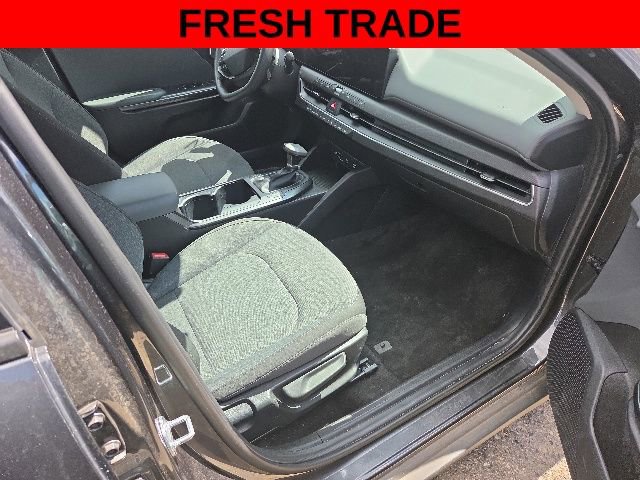 Used 2025 Kia K4 FWD image 10