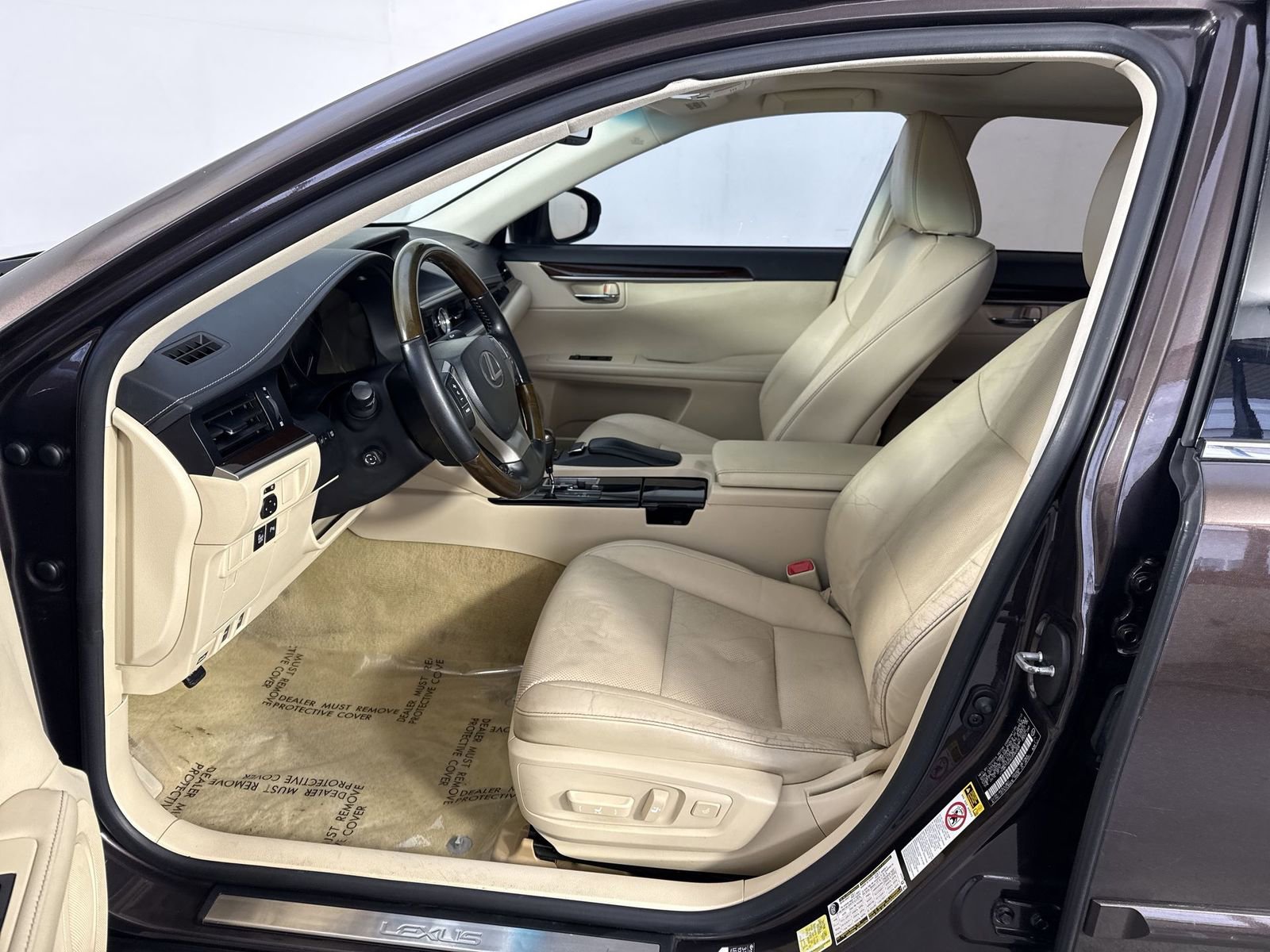 Used 2013 Lexus ES 350 w/ Luxury Pkg image 5