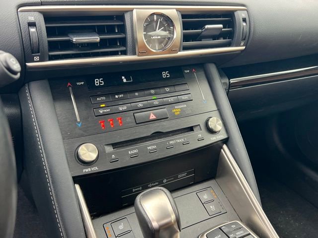 Used 2017 Lexus IS 200t w/ Navigation System Package image 19
