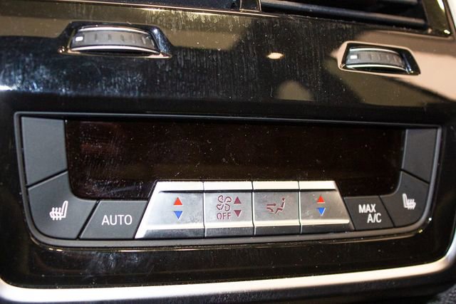 Used 2025 BMW X5 xDrive50e AWD/4WD image 18
