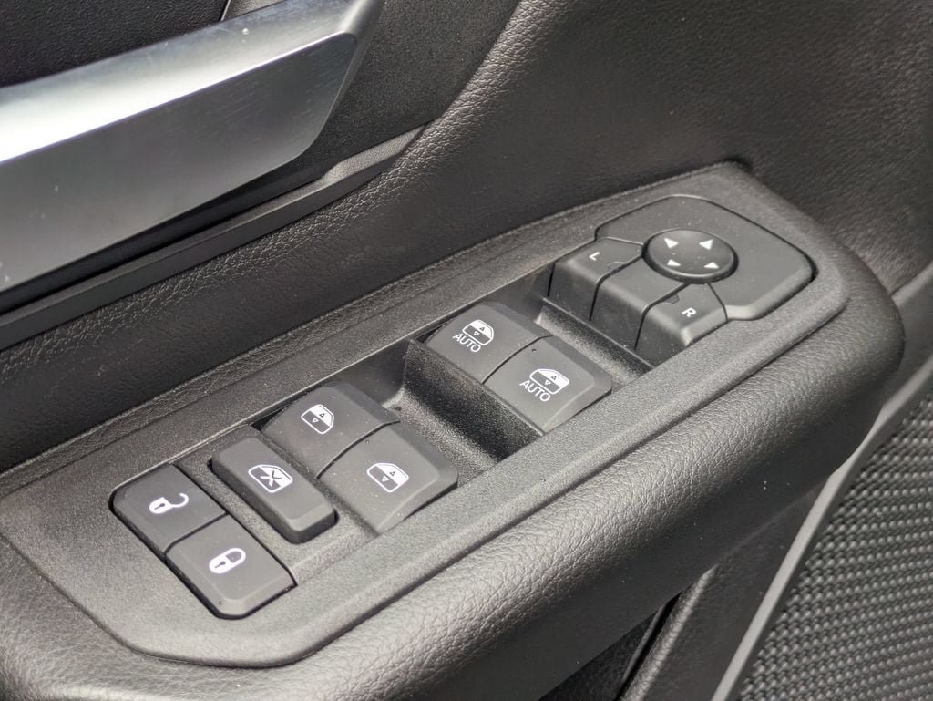 New 2026 RAM 1500 Express AWD/4WD image 11