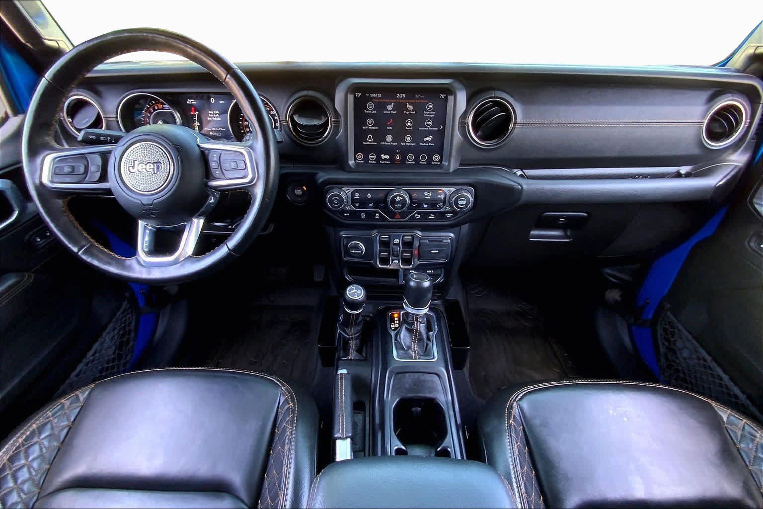 Used 2022 Jeep Wrangler Unlimited Sahara AWD/4WD image 14