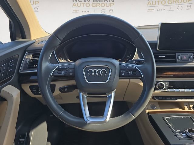 Used 2019 Audi Q5 2.0T Premium Plus w/ Premium Plus Package AWD/4WD image 12