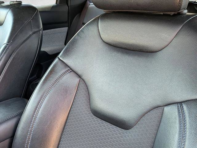 Used 2023 Jeep Compass Latitude w/ Sun and Sound Group image 14