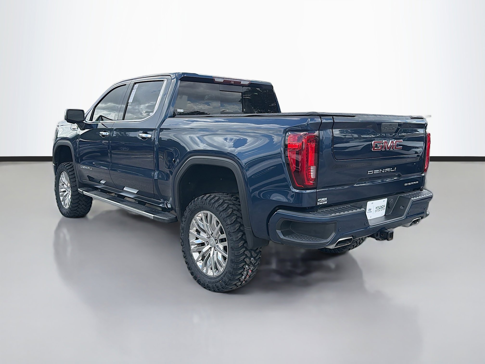 Used 2019 GMC Sierra 1500 Denali w/ Denali Ultimate Package image 5