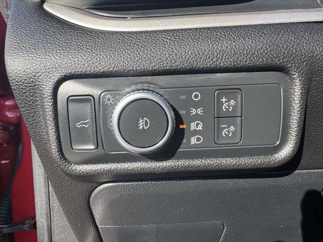 Used 2022 Ford Explorer XLT w/ Equipment Group 202A image 20