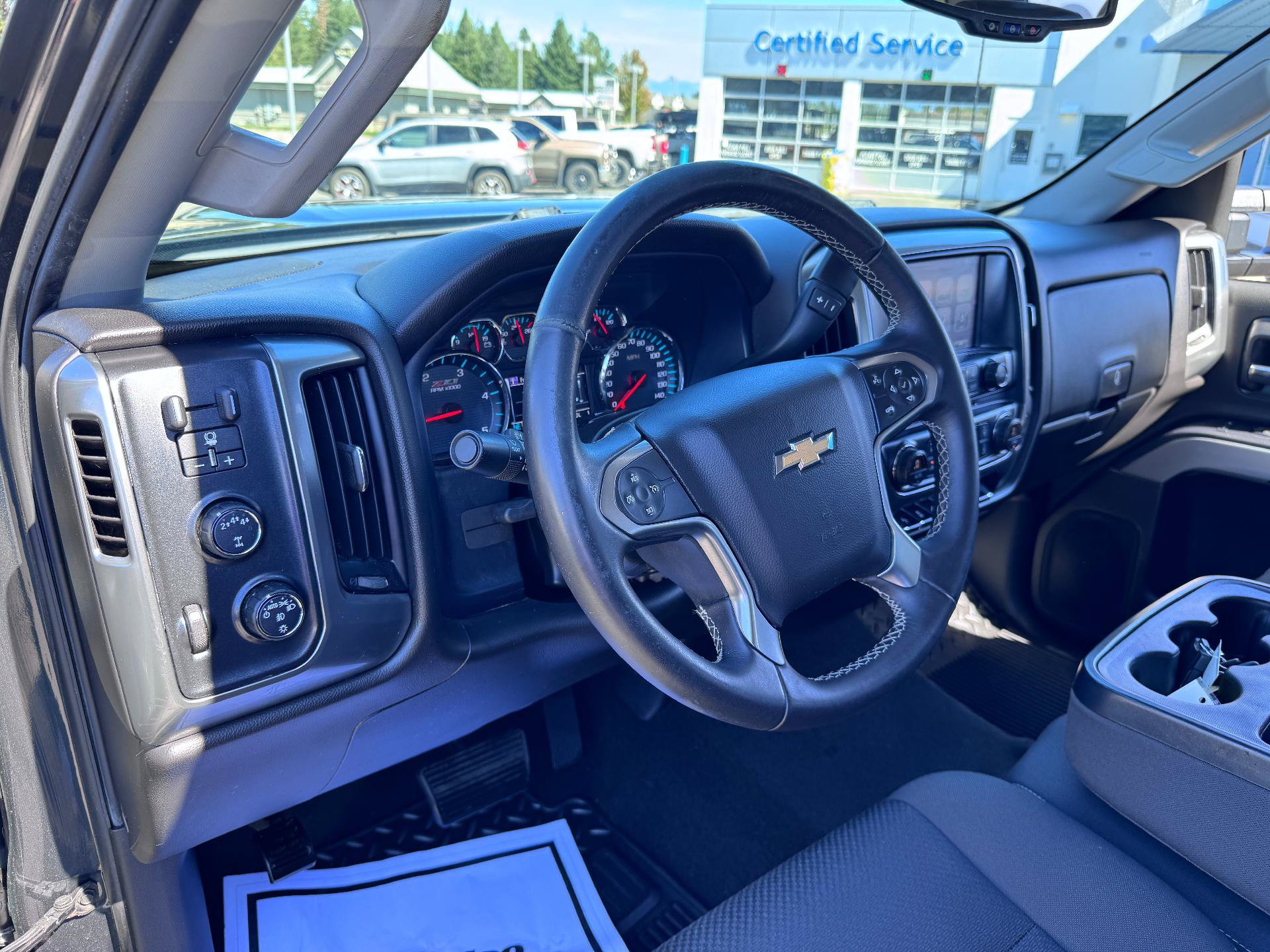 Used 2017 Chevrolet Silverado 2500 LT w/ LT Convenience Package AWD/4WD image 9