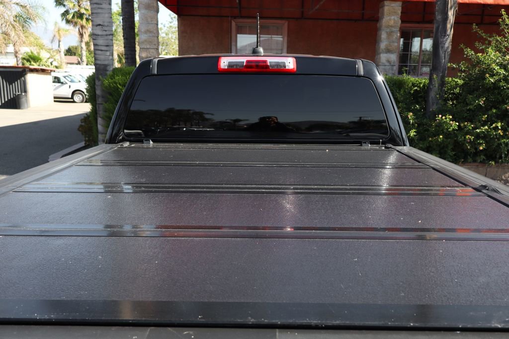 Used 2022 Chevrolet Colorado LT w/ Redline Special Edition RWD image 8