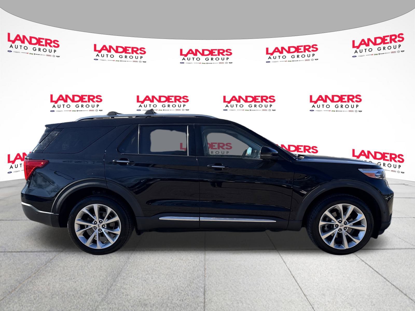 Used 2021 Ford Explorer Platinum w/ Equipment Group 601A image 2