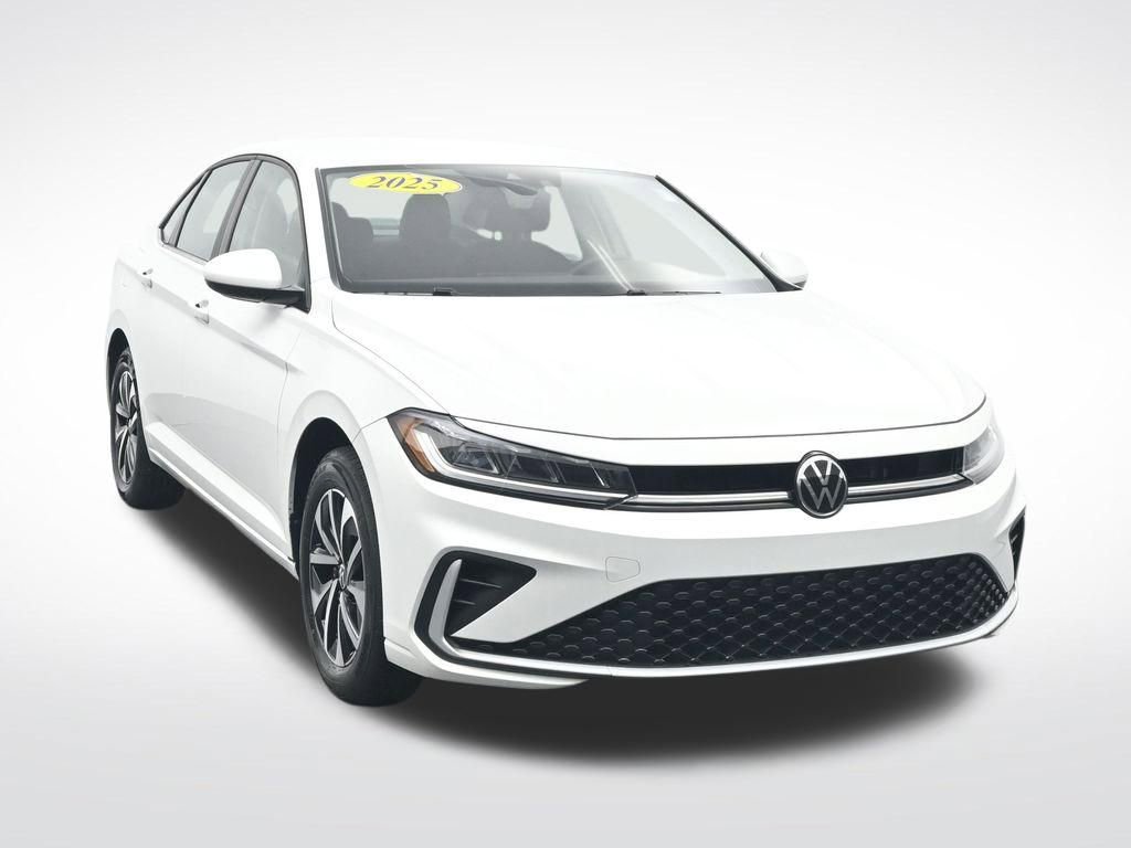 Used 2025 Volkswagen Jetta S image 3