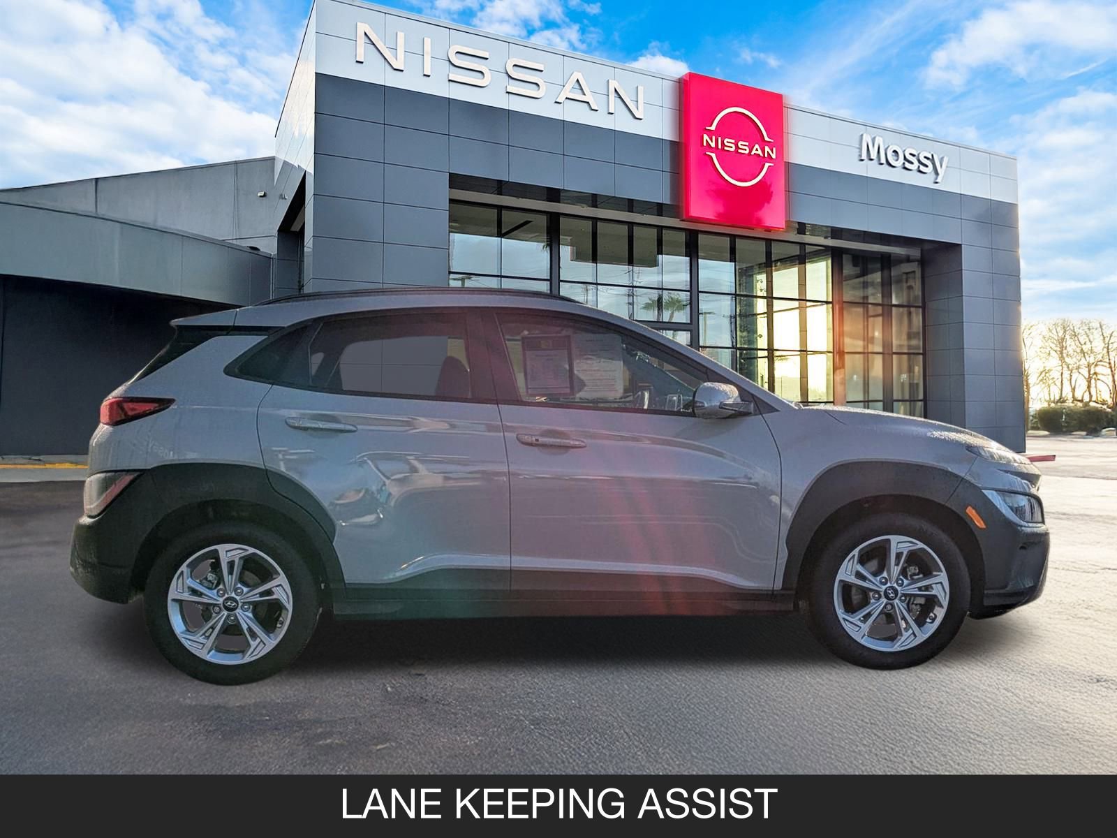 Used 2023 Hyundai Kona SEL w/ Cargo Package image 6